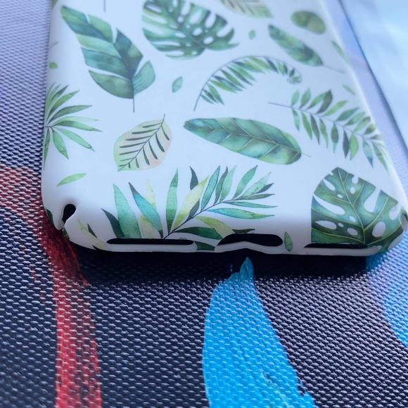 iPhone 6 Plus Case Green White Leaf Print NEW Matte Finish Cover - Picture 2 of 6